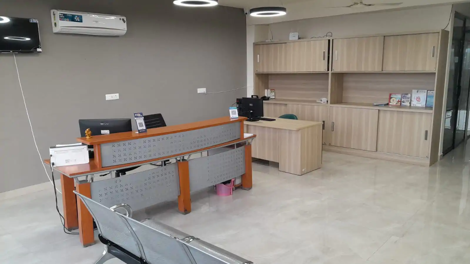 Pitampura Centre Reception - SAAOL Delhi